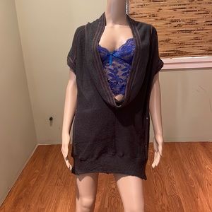 McPlanet Gray Knit Top Brown Trim Metal Screws Plunge Neckline Size 8